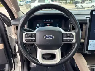 Ford Expedition 2023 4x2 Limited 4dr SUV