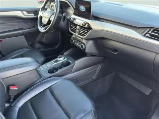 Ford Escape Híbrido Enchufable 2022 SEL 4dr SUV