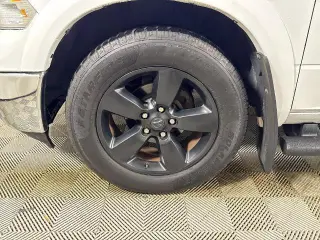 Ram 1500 2018 4x2 SLT 4dr Crew Cab 5.5 ft. SB Pickup