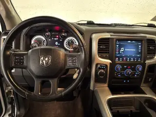 Ram 1500 2018 4x2 SLT 4dr Crew Cab 5.5 ft. SB Pickup