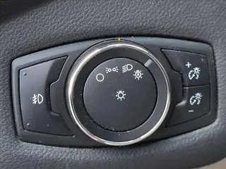 Ford C-MAX Hybrid 2015 SEL 4dr Wagon