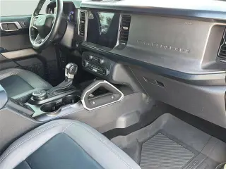 Ford Bronco 2022 4x4 Outer Banks SUV de 4 puertas