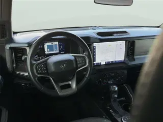 Ford Bronco 2022 4x4 Outer Banks SUV de 4 puertas