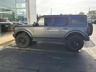 Ford Bronco 2022 4x4 Outer Banks SUV de 4 puertas