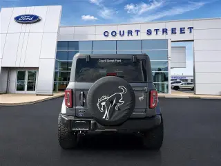 Ford Bronco 2022 4x4 Outer Banks SUV de 4 puertas