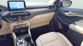 Ford Escape Hybrid 2020 Titanium 4dr SUV