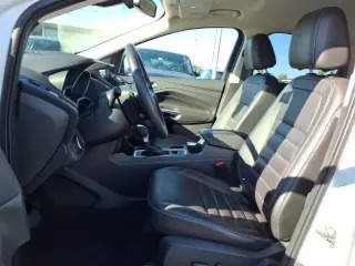 Ford Escape 2017 AWD Titanium 4dr SUV