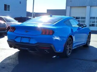 Ford Mustang 2024 EcoBoost Premium 2dr Fastback
