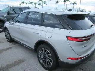 Lincoln Corsair 2023 Reserve 4p SUV