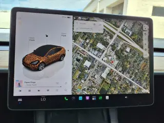 Tesla Model Y 2024 AWD Long Range 4dr Crossover