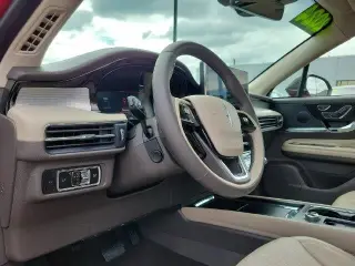 Lincoln Corsair 2024 AWD Premiere 4dr SUV