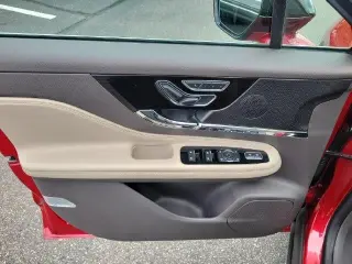 Lincoln Corsair 2024 AWD Premiere 4dr SUV