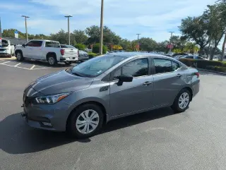 Nissan Versa 2020 S 4dr Sedan 5M