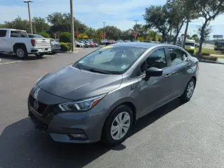 Nissan Versa 2020 S 4dr Sedan 5M