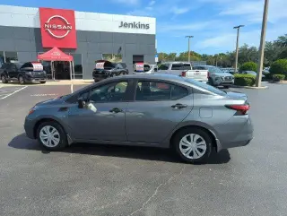 Nissan Versa 2020 S 4dr Sedan 5M
