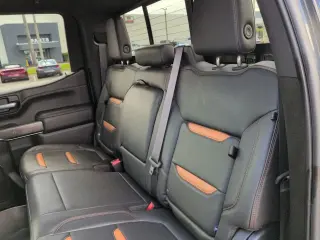 GMC Sierra 1500 2021 4x4 AT4 Cabina de Tripulación 4p 5,8 ft. CB