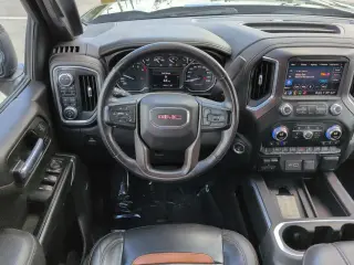 GMC Sierra 1500 2021 4x4 AT4 Cabina de Tripulación 4p 5,8 ft. CB
