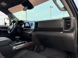 Chevrolet Silverado 1500 2023 4x4 RST 4puerta Crew Cab 5.8 ft. SB