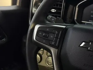 Chevrolet Silverado 1500 2023 4x4 RST 4puerta Crew Cab 5.8 ft. SB