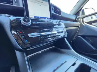 Ford Explorer 2022 AWD Limited 4p SUV