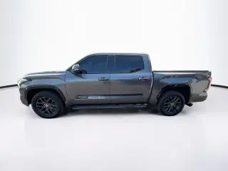 Toyota Tundra 2023 4x2 Platinum HV 4dr CrewMax Cab Pickup SB
