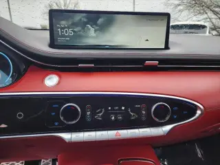Genesis GV70 2023 AWD 2.5T Standard 4dr SUV