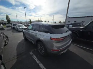 Lincoln Corsair 2023 AWD Reserve 4dr SUV