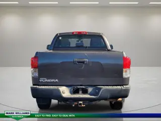 Toyota Tundra 2013 4x2 Grado 4dr Cabina Doble Pickup SB (4.0L V6)