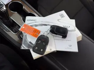 GMC Acadia 2017 4x4 SLE-2 4p SUV