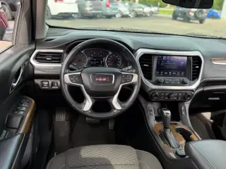 GMC Acadia 2017 4x4 SLE-2 4p SUV