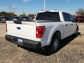 Ford F-150 2021 4x2 XL 4puerta SuperCrew 5.5 pies SB