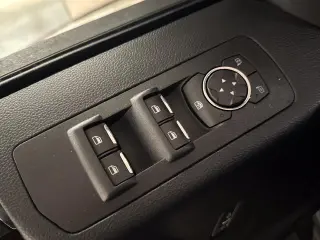 Ford F-150 2017 4x4 XLT 4dr SuperCrew 5.5 ft. SB