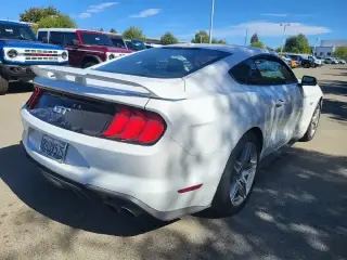 Ford Mustang 2019 GT Premium 2dr Fastback