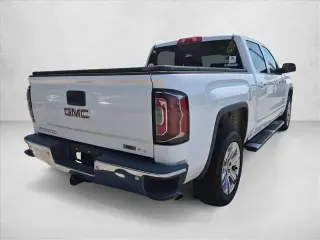 GMC Sierra 1500 2018 4x4 SLT 4dr Cabina de Tripulacion 5.8 ft. CB