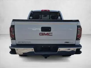 GMC Sierra 1500 2018 4x4 SLT 4dr Cabina de Tripulacion 5.8 ft. CB