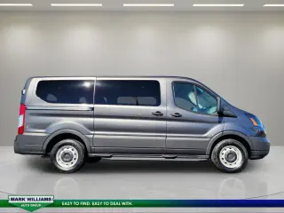 Ford Transit 2019 150 XL 3dr SWB Tech Roof Passenger Van con puerta lateral para pasajeros que se desliza