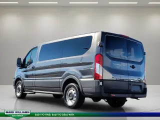 Ford Transit 2019 150 XL 3dr SWB Tech Roof Passenger Van con puerta lateral para pasajeros que se desliza