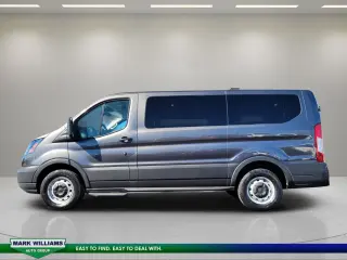Ford Transit 2019 150 XL 3dr SWB Tech Roof Passenger Van con puerta lateral para pasajeros que se desliza