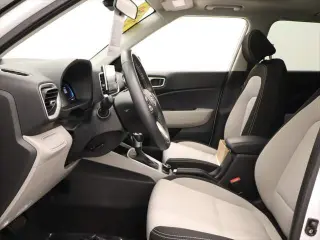 Hyundai VENUE 2026 SEL 4dr Crossover con techo de dos tonos