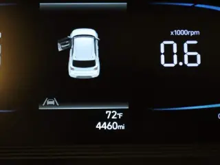 Hyundai VENUE 2026 SEL 4dr Crossover con techo de dos tonos