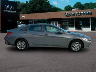 Hyundai ELANTRA 2024 SEL 4dr Sedán