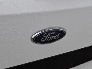 Ford Transit Connect 2023 XL 4p LWB Carga Mini-Furgoneta con Puerta Trasera Elevable