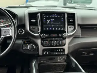 Ram 1500 2019 4x4 Big Horn 4p Camioneta Cabina de Tripulacion 6.4 ft. SB Pickup