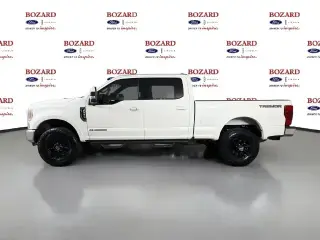 Ford F-250 Super Duty 2022 4x4 Lariat 4 puertas Cabina Full 6.8 ft. SB Picuper