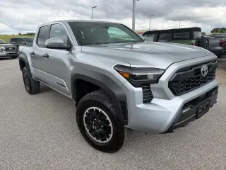 Toyota Tacoma 2024 4x4 TRD Sport Double Cab 4 puertas 5.0 pies SB 6M