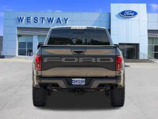 Ford F-150 2019 4x4 Raptor 4p SuperCrew 5.5 ft. SB