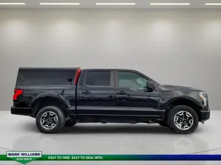 Ford F-150 Lightning 2022 AWD Pro 4dr SuperCrew 5.5 ft. CB