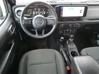Jeep Wrangler 2024 4x4 Willys 4xe 4p SUV