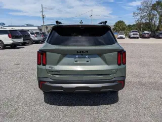 Kia Sorento 2025 AWD X-Line SX 4dr SUV