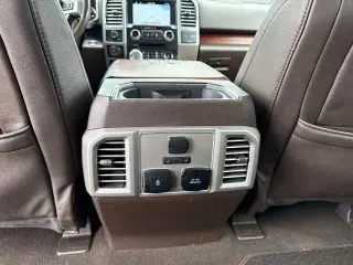 Ford F-150 2018 4x4 King Ranch 4dr SuperCrew 5.5 ft. SB